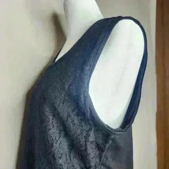 Talbots women's black lace sleeveless blouse size large - Picture 4 of 7